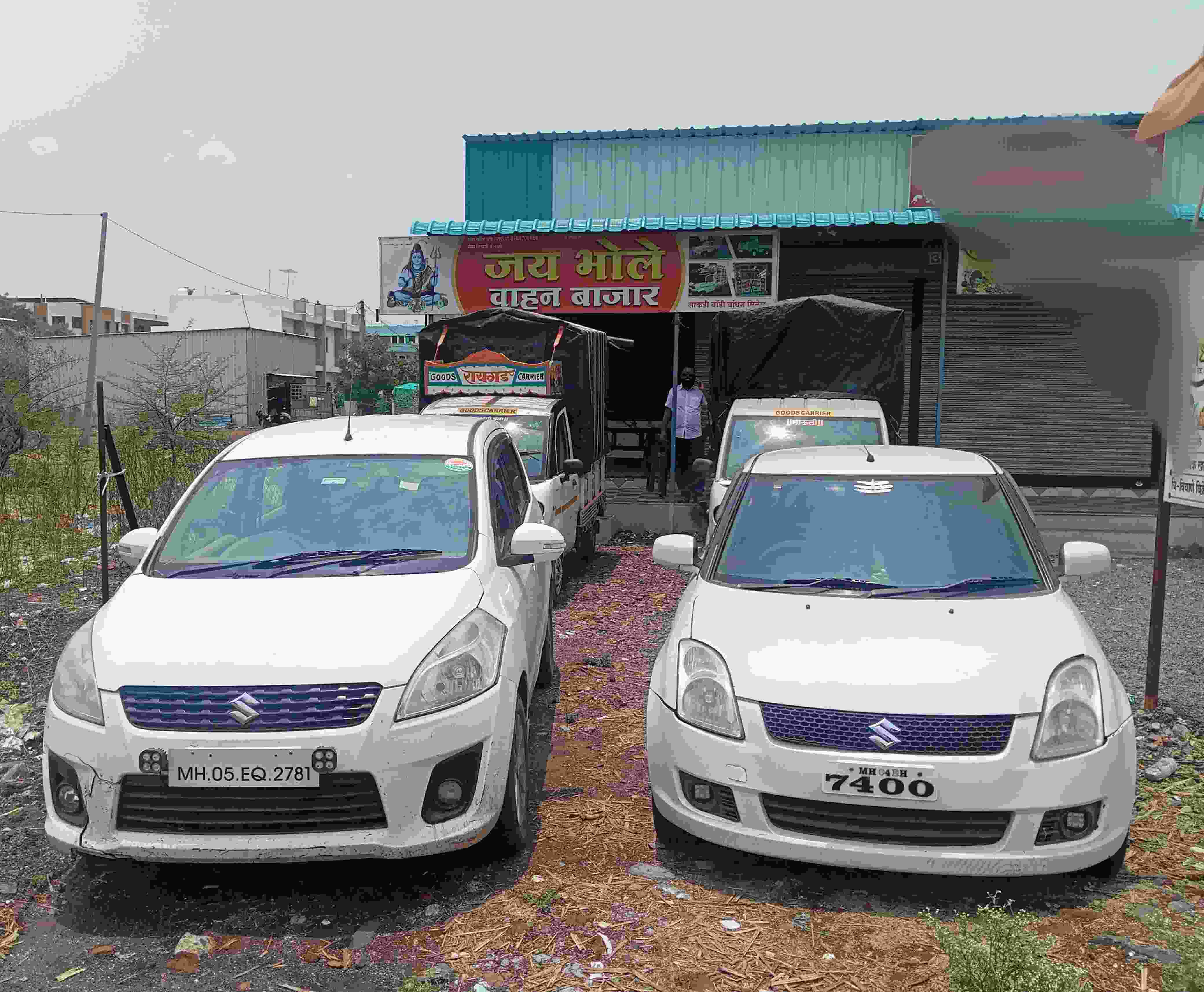 जय भोले वाहन बाजार product image जय भोले वाहन बाजार