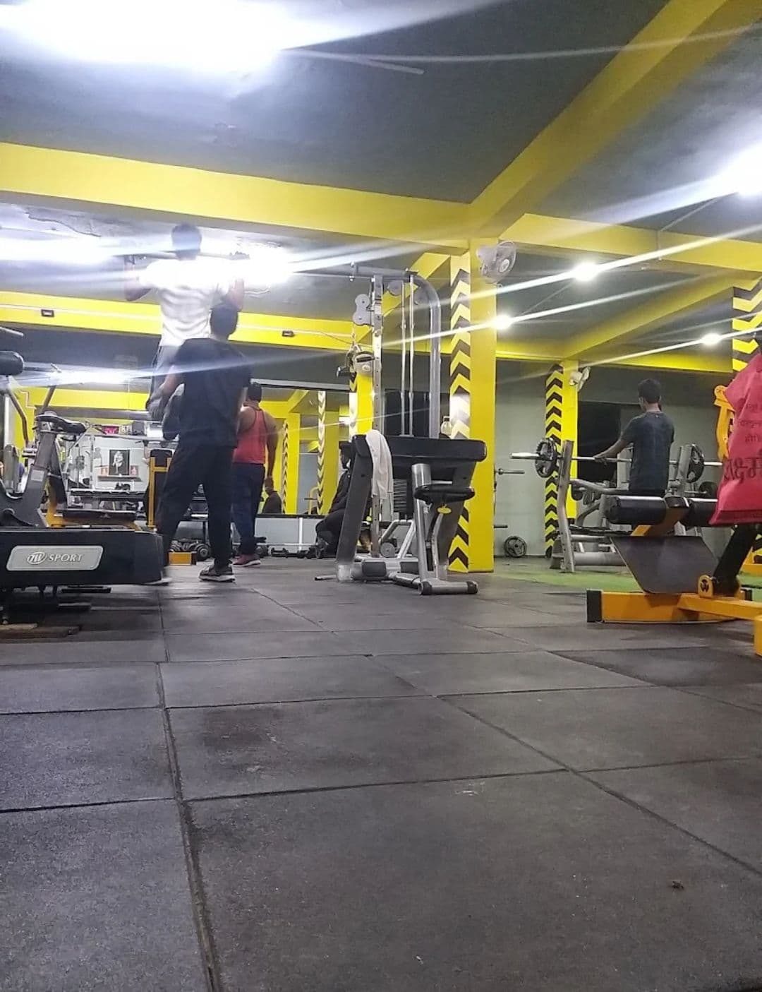 HARDKNOCKS FITNESS GYM